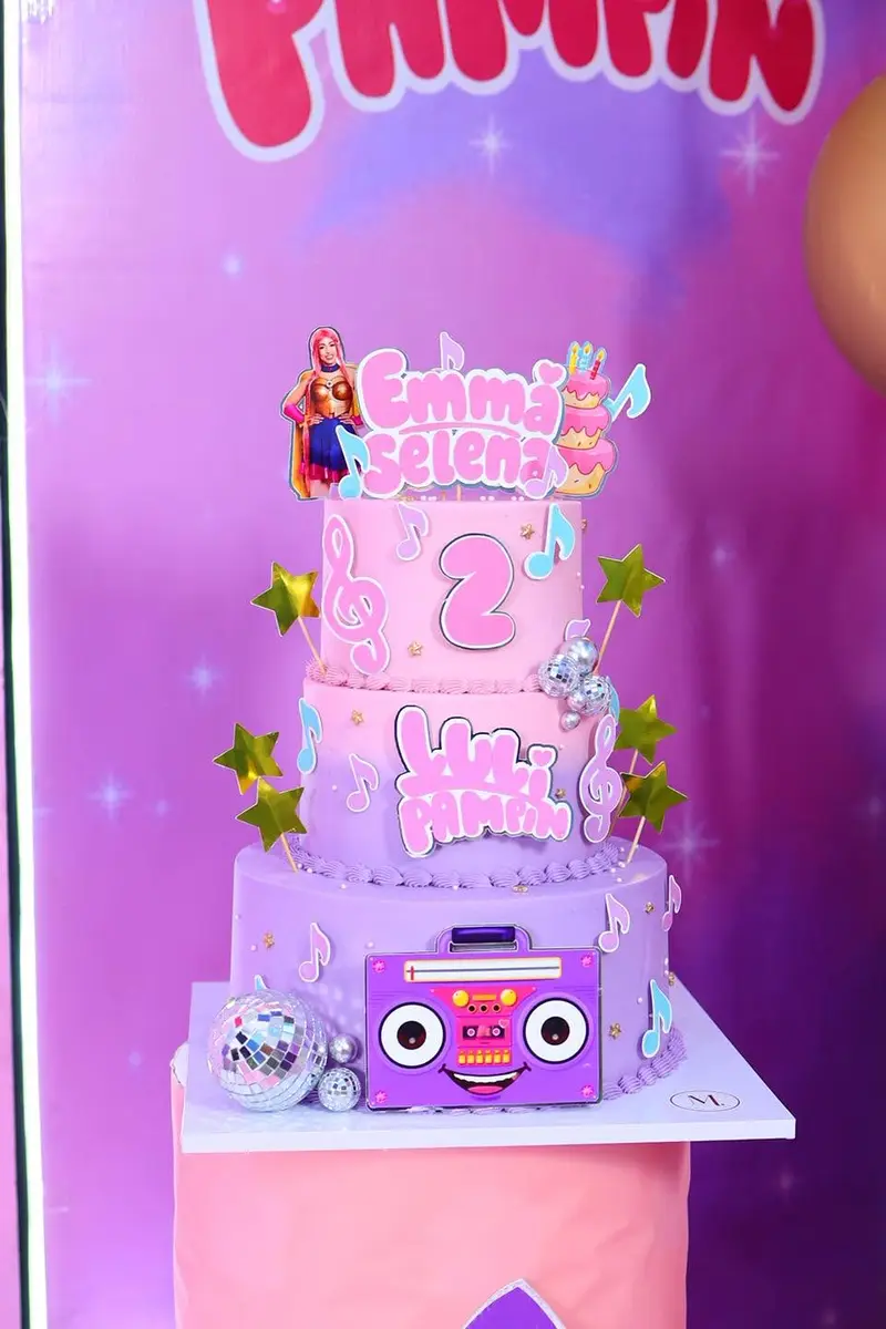 Pastel a la medida del tema